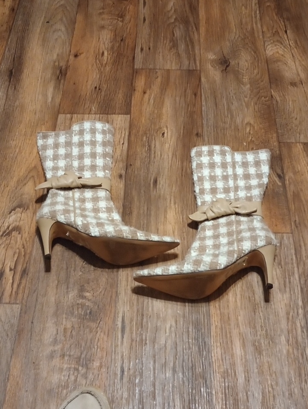 Plaid Cream Pointed-Toe Ankle Boots with Bow Accent